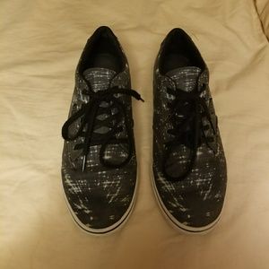 Star patter vans